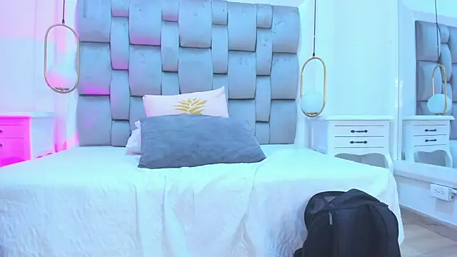 OnlyGia online show from 02-16-26, 01:15