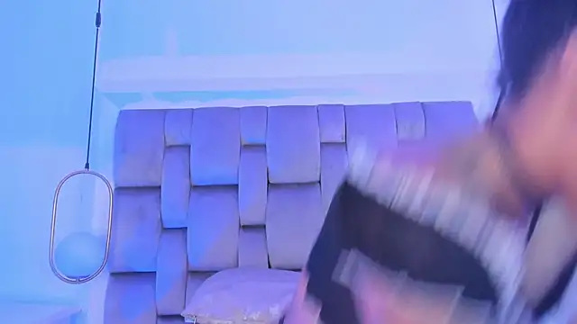 OnlyGia online show from 01-17-26, 03:10