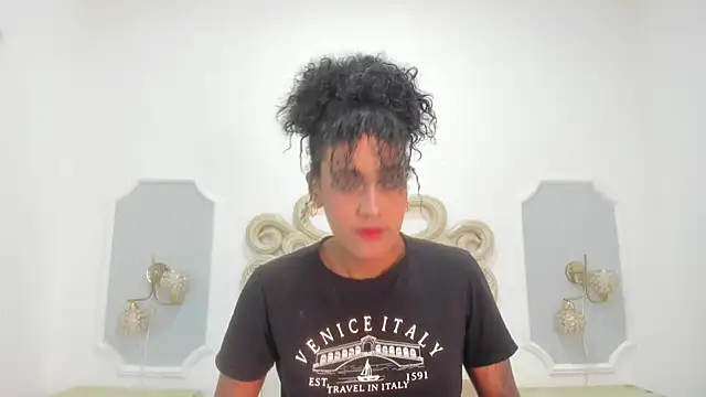 OnlyGia online show from 01-17-26, 10:35