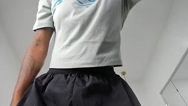 OnlyGia online show from 02-18-26, 03:48