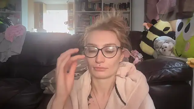 harleyblair online show from 07-18-26, 02:14