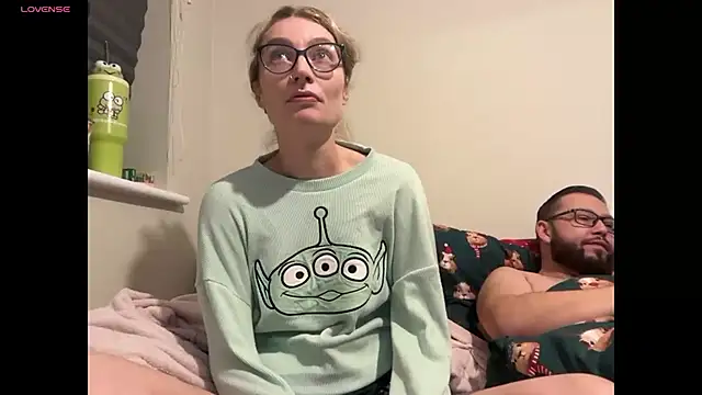 harleyblair online show from 12-04-25, 11:15