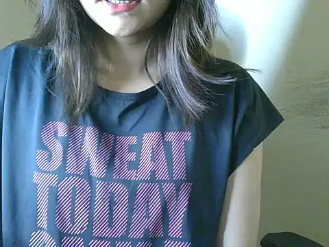 Honey-darlin online show from 09-29-25, 10:48