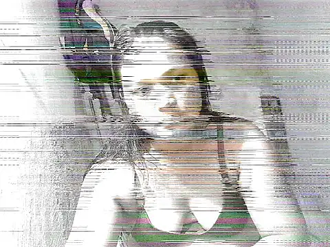 Snapshot of lady_helen00 chatting on 05-26-26, 02:09 lady helen00 online show from 05-26-26, 02:09