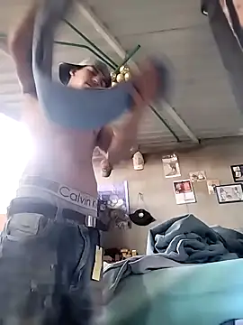 Tussi-amor online show from 11-07-25, 06:12