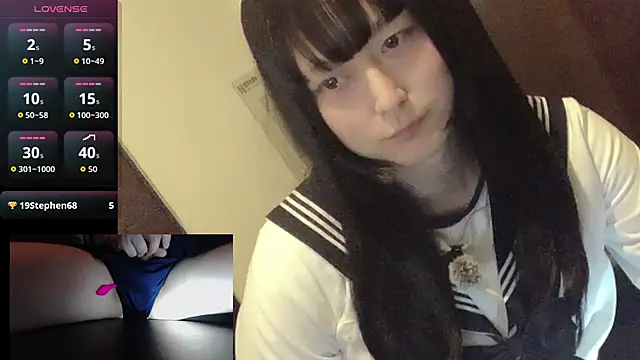 Snapshot of Mia032 chatting on 02-27-26, 12:27 Mia032 online show from 02-27-26, 12:27