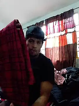Snapshot of Jblouser chatting on 07-03-26, 08:37 Jblouser online show from 07-03-26, 08:37