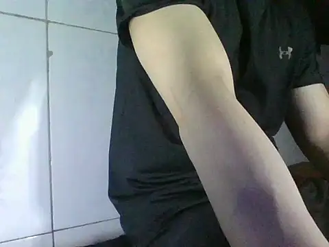 malacobi0 online show from 07-06-26, 04:53
