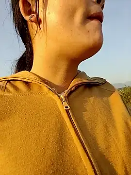 asian 2k online show from 11-25-25, 12:33