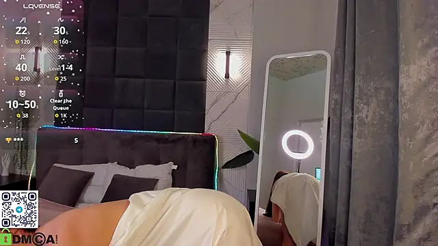 MalvinaDream online show from 10-20-25, 01:18