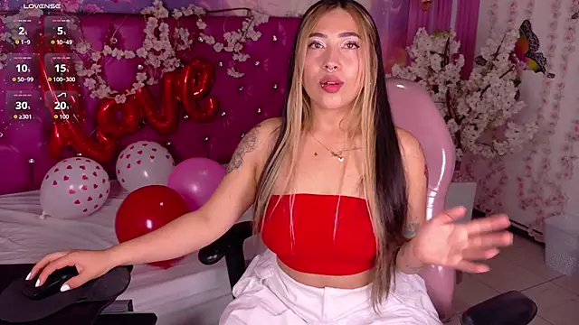 Snapshot of _ManuVeelez chatting on 02-15-26, 06:47 ManuVeelez online show from 02-15-26, 06:47