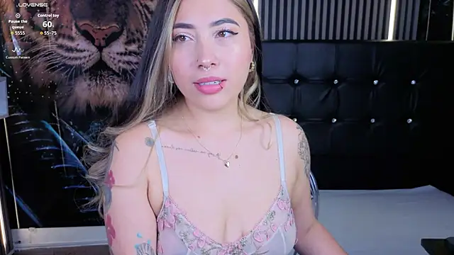 Snapshot of _ManuVeelez chatting on 01-18-26, 05:33 ManuVeelez online show from 01-18-26, 05:33