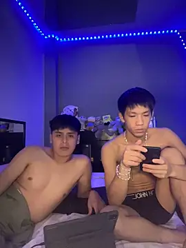 Kailertwink online show from 05-03-26, 02:16