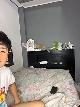 Kailertwink online show from 11-13-25, 05:00