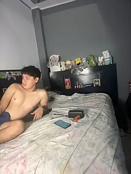 Kailertwink online show from 05-20-26, 02:41