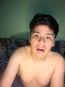 Kailertwink online show from 05-17-26, 01:49