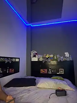 Kailertwink online show from 05-28-26, 02:34