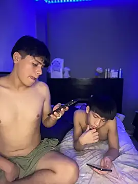 Kailertwink online show from 02-14-26, 03:40