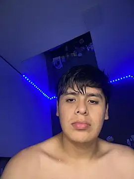 Kailertwink online show from 04-22-26, 02:40