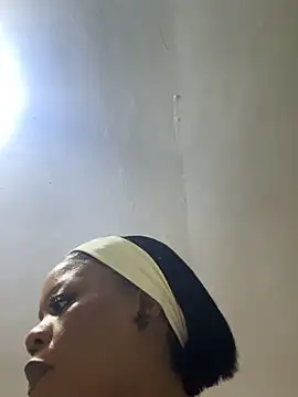 THICKBUNNYCHICKxxx online show from 03-10-26, 08:24