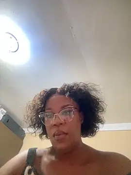 THICKBUNNYCHICKxxx online show from 02-05-26, 08:37