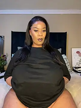 Snapshot of THICKBUNNYCHICKxxx chatting on 06-07-26, 06:57 THICKBUNNYCHICKxxx online show from 06-07-26, 06:57
