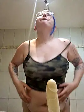 lablonde2025 online show from 05-11-26, 06:27
