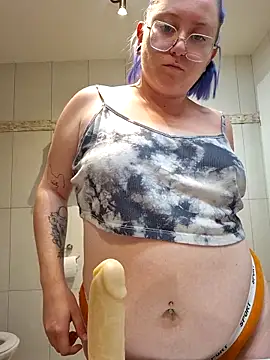 lablonde2025 online show from 05-07-26, 06:33