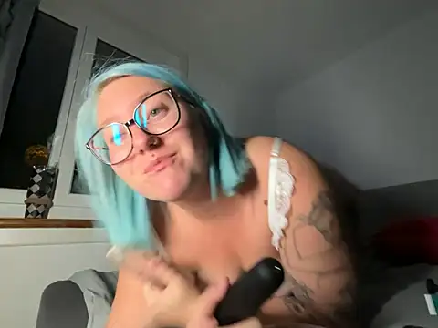 lablonde2025 online show from 09-30-25, 07:42