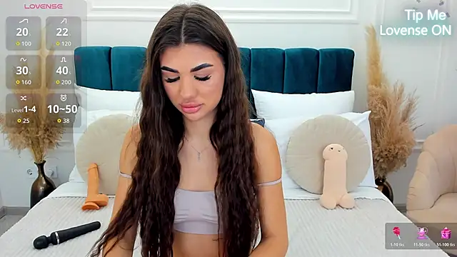 MonCarla online show from 04-13-26, 05:33