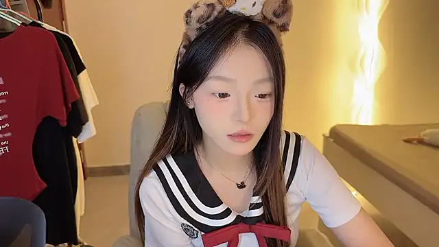 Snapshot of Robin-o3 chatting on 09-23-25, 03:19 Robin-o3 online show from 09-23-25, 03:19