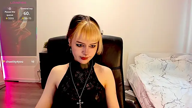 LiyaLuna online show from 11-20-25, 10:27