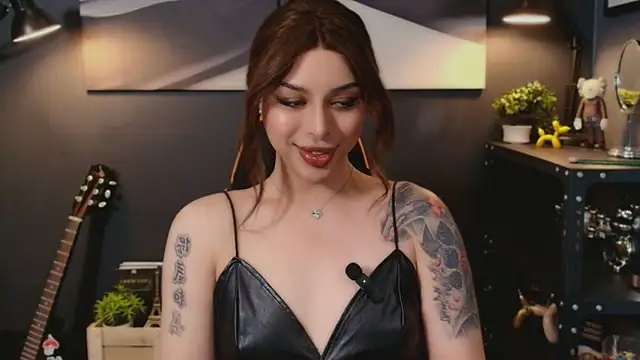 Snapshot of LUNACOCKSLAYER chatting on 02-14-26, 02:50 LUNACOCKSLAYER online show from 02-14-26, 02:50