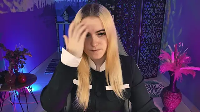 Stef Nicks online show from 10-03-25, 09:11