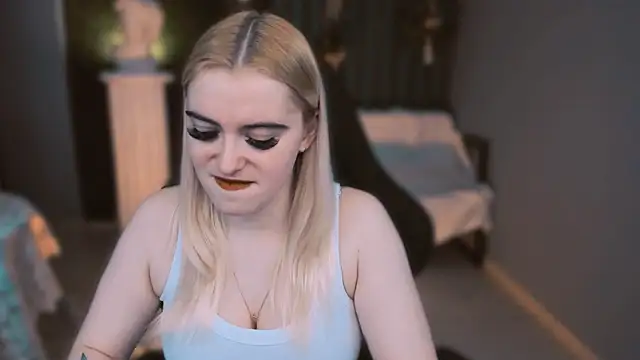 Snapshot of Stef_Nicks chatting on 02-28-26, 09:09 Stef Nicks online show from 02-28-26, 09:09