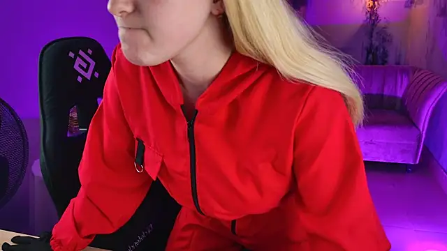 Stef Nicks online show from 09-27-25, 05:13