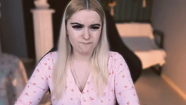 Snapshot of Stef_Nicks chatting on 03-02-26, 09:05 Stef Nicks online show from 03-02-26, 09:05