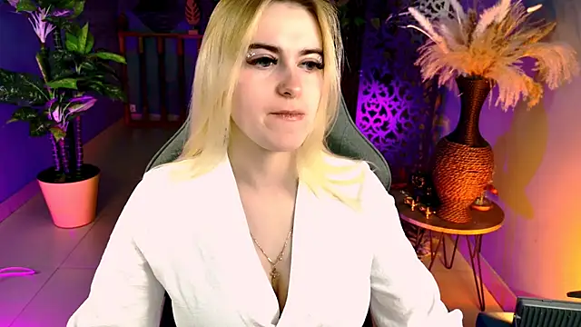 Stef Nicks online show from 05-04-26, 09:12