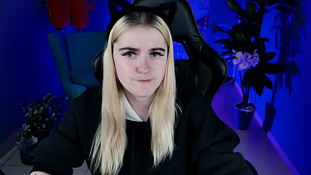 Stef Nicks online show from 09-28-25, 10:00