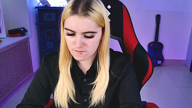 Stef Nicks online show from 09-18-25, 09:12