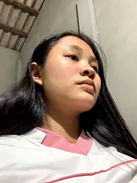 NhuFox online show from 10-19-25, 01:03