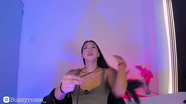 Snapshot of Sussyrosse_ chatting on 09-17-25, 09:06 Sussyrosse  online show from 09-17-25, 09:06