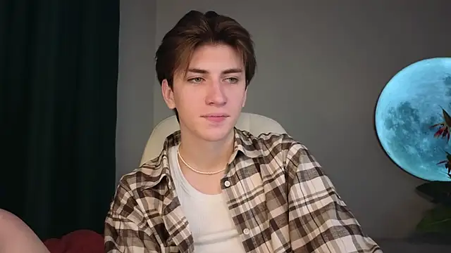Oliver Starboy online show from 09-25-25, 06:30