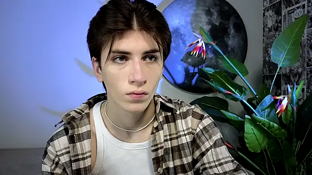 Oliver Starboy online show from 10-11-25, 04:46