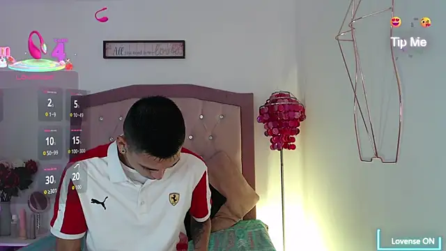 Snapshot of AmelieAndAce chatting on 09-20-25, 02:55 AmelieAndAce online show from 09-20-25, 02:55