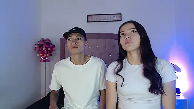 Snapshot of AmelieAndAce chatting on 09-29-25, 12:55 AmelieAndAce online show from 09-29-25, 12:55