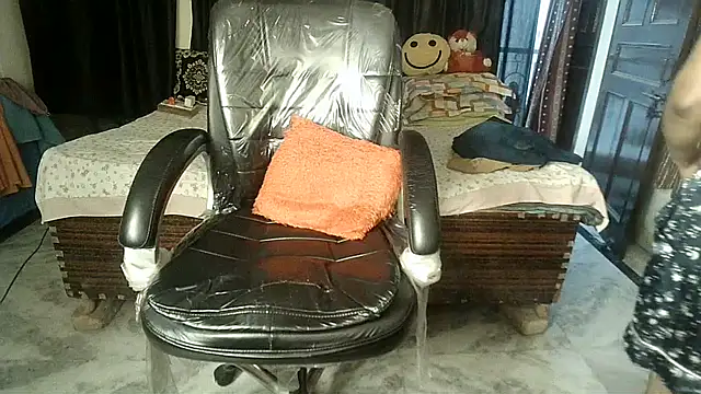 Snapshot of Anaconda-Mall chatting on 07-07-26, 01:25 Anaconda-Mall online show from 07-07-26, 01:25