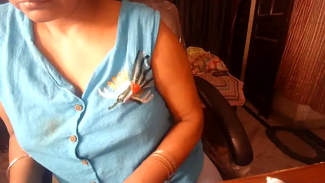 Snapshot of Anaconda-Mall chatting on 06-27-26, 05:30 Anaconda-Mall online show from 06-27-26, 05:30