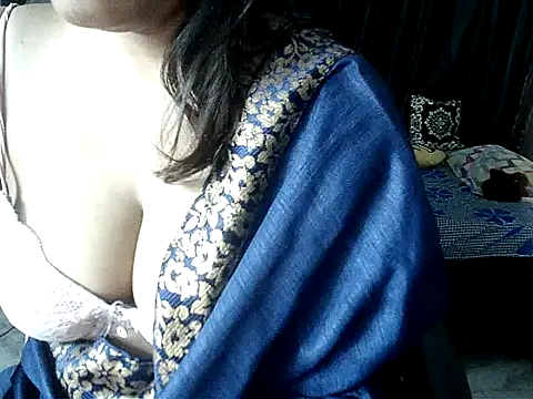 Snapshot of Anaconda-Mall chatting on 10-12-25, 06:42 Anaconda-Mall online show from 10-12-25, 06:42
