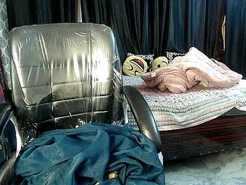 Anaconda-Mall online show from 02-23-26, 07:36